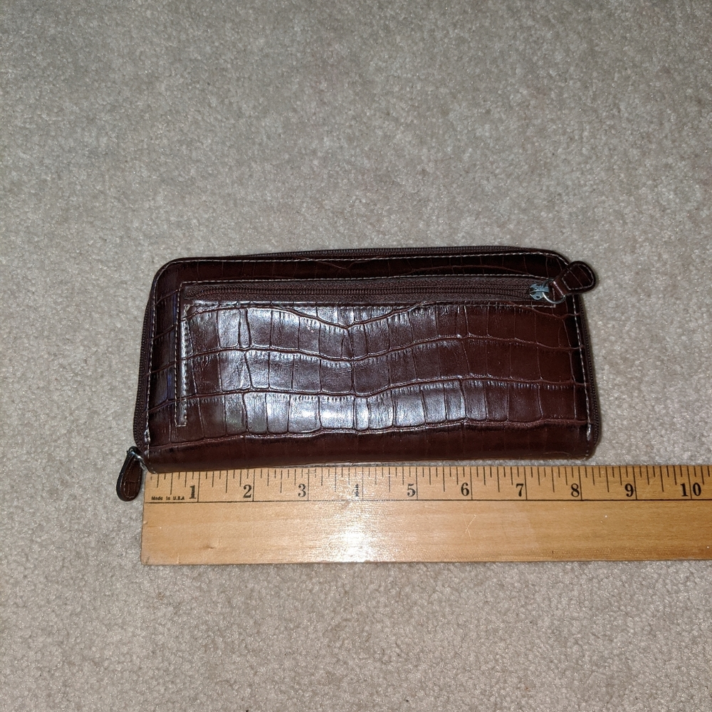 Liz claiborne wallet - Picture 15 of 15